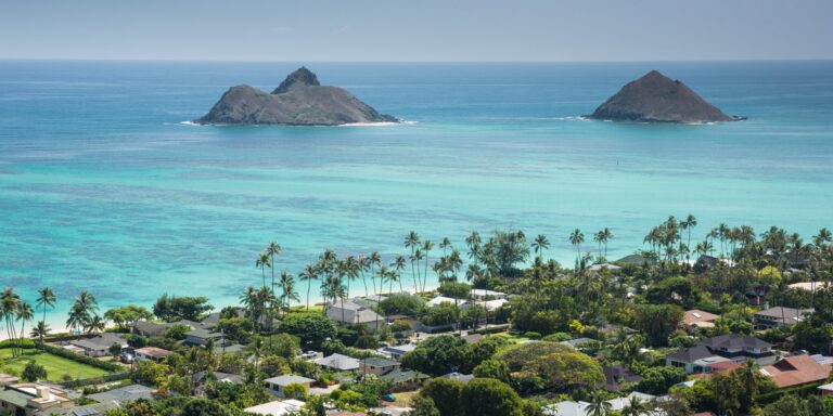 View of Kailua and the islands off the coast from the Lanikai Pillboxes Trail