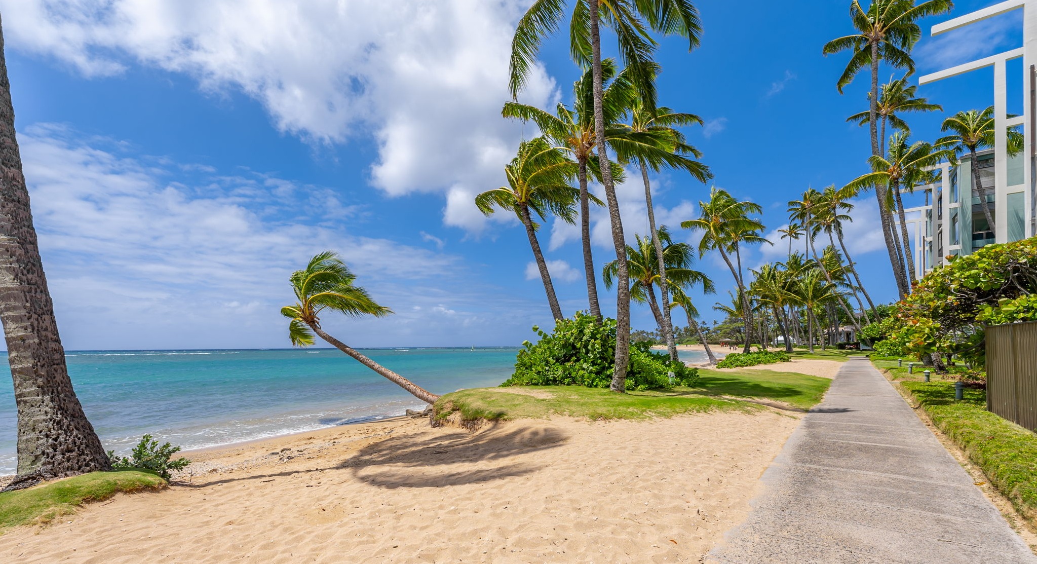 kahala beach apartments in honolulu, hawaii, oceanfront luxury apartments