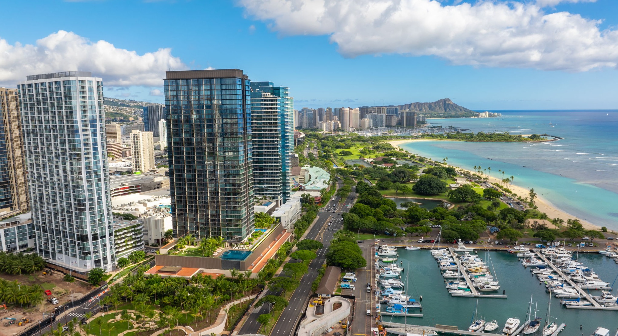 aerial view of honolulu, kakaako, ala moana, pacific ocean