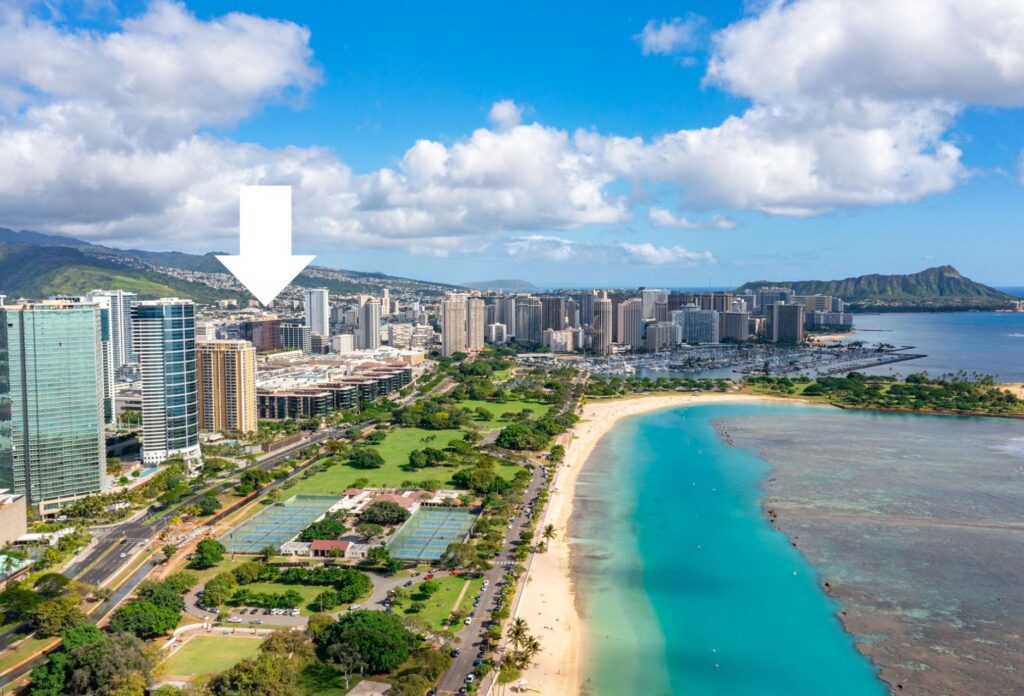 aerial photo of buildings in Honolulu, with an arrow pointing to One Ala Moana