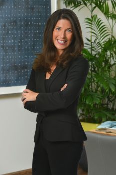 Julie Eggers (Photo)